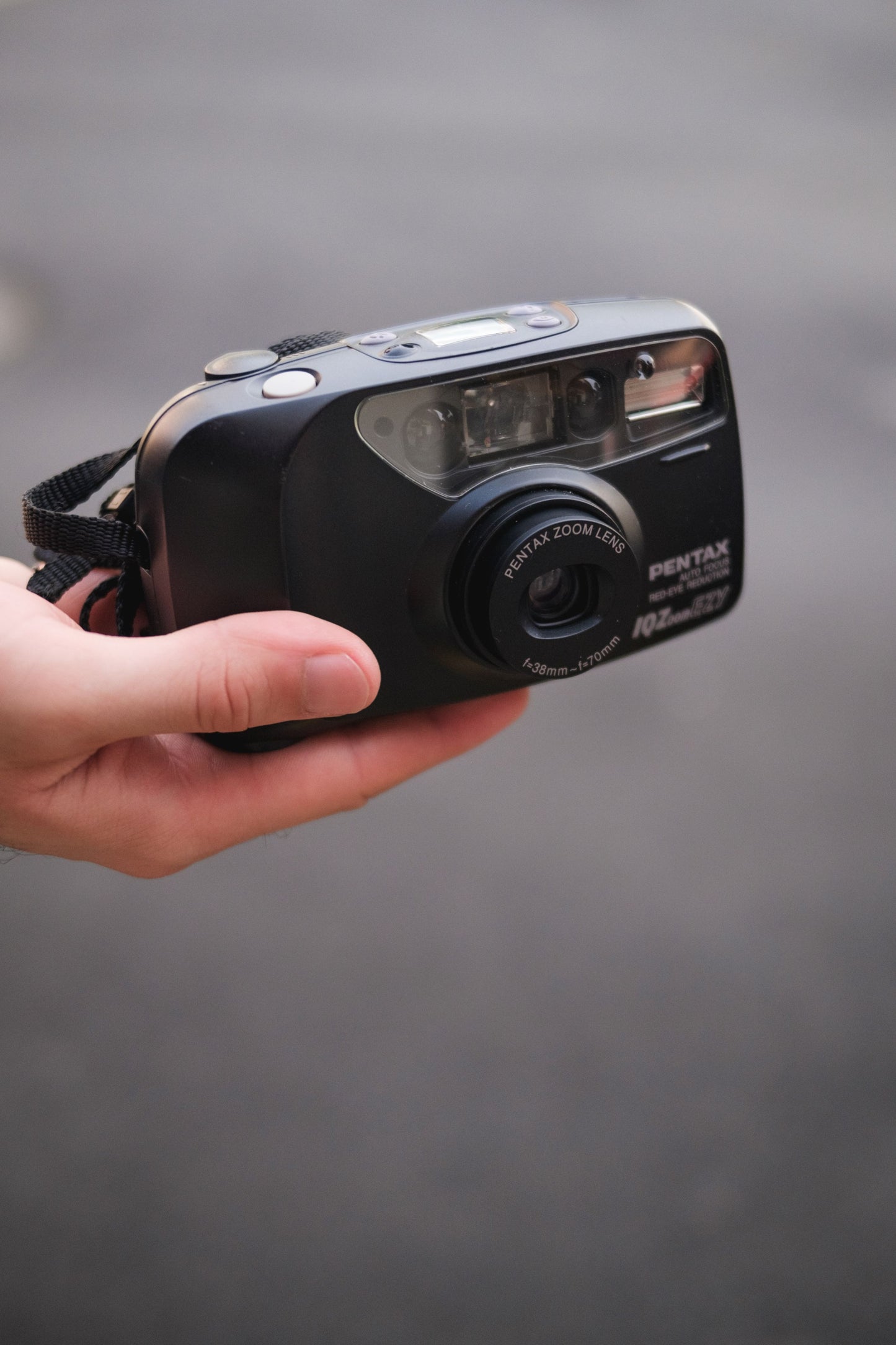 Pentax IQZoom EZY w/ batteries & strap